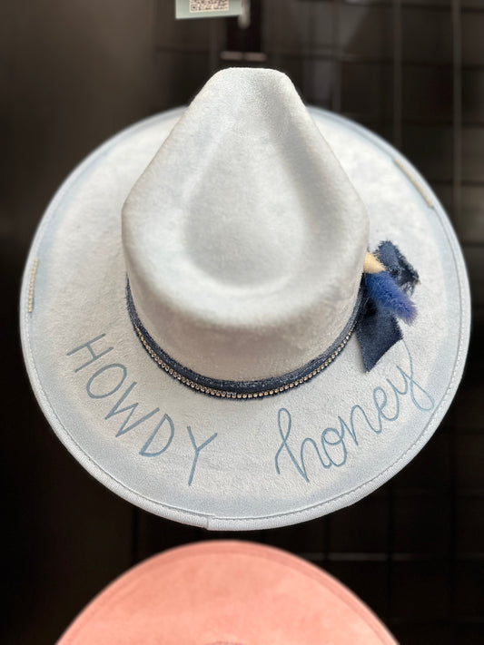 HOWDY HONEY